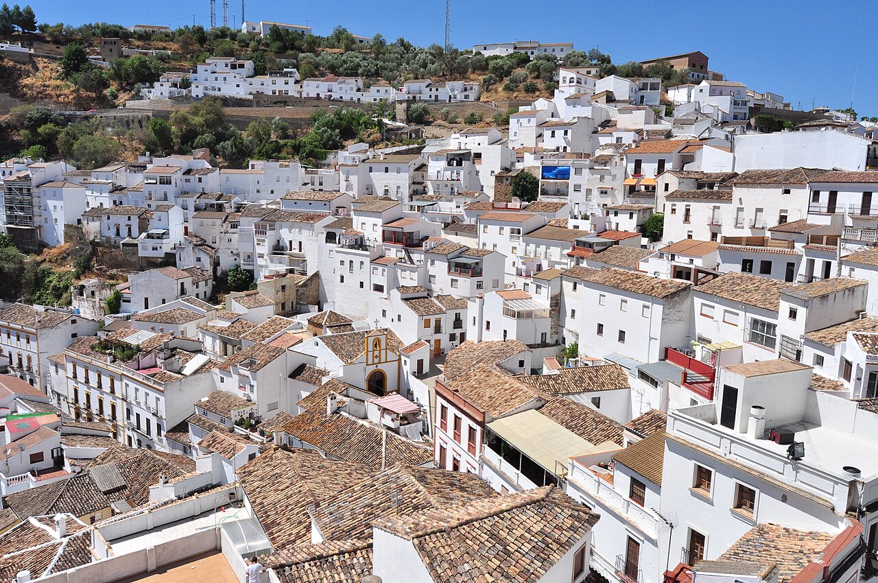 Setenil de las Bodegas, casas bajo la roca